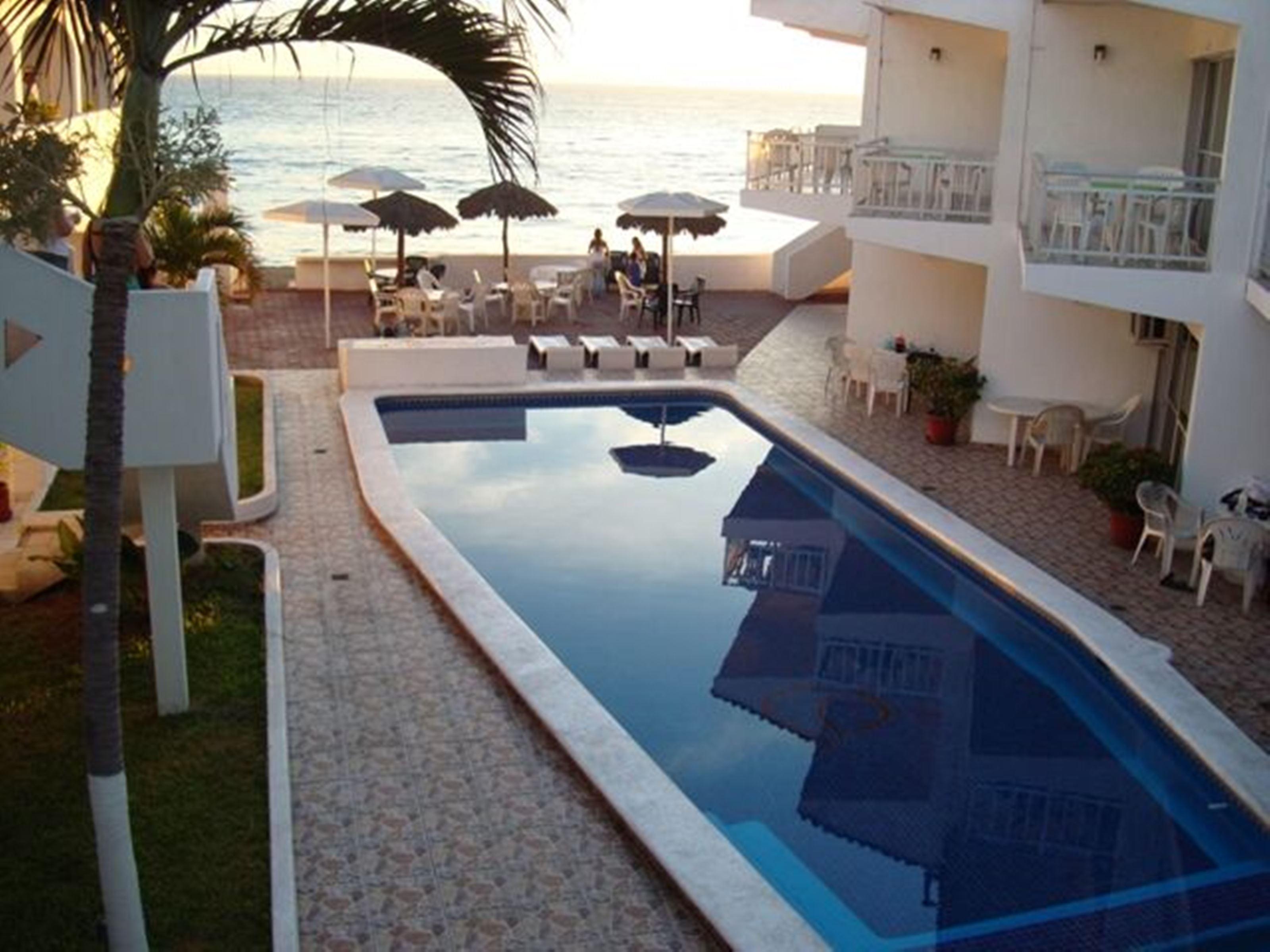 Hotel Bagasi Manzanillo Extérieur photo