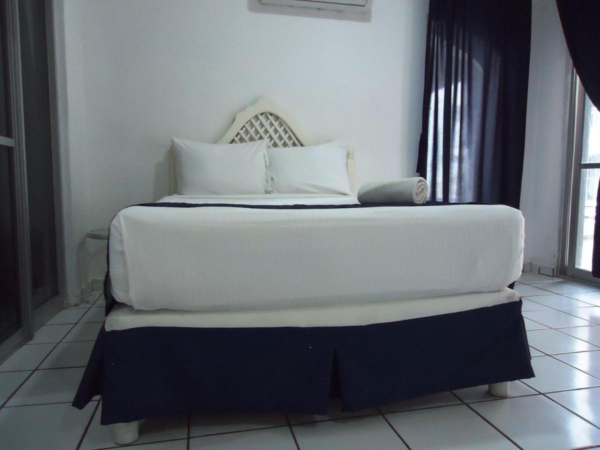 Hotel Bagasi Manzanillo Extérieur photo